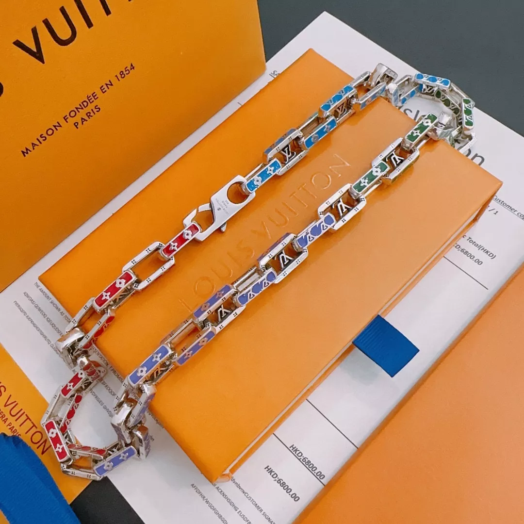 louis vuitton collier s_1270b402